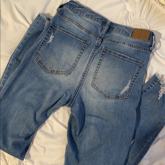*DONATING THIS SUNDAY*
 Aero Jeans - Picture 5 of 8